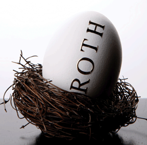 An egg with the word Roth on it.